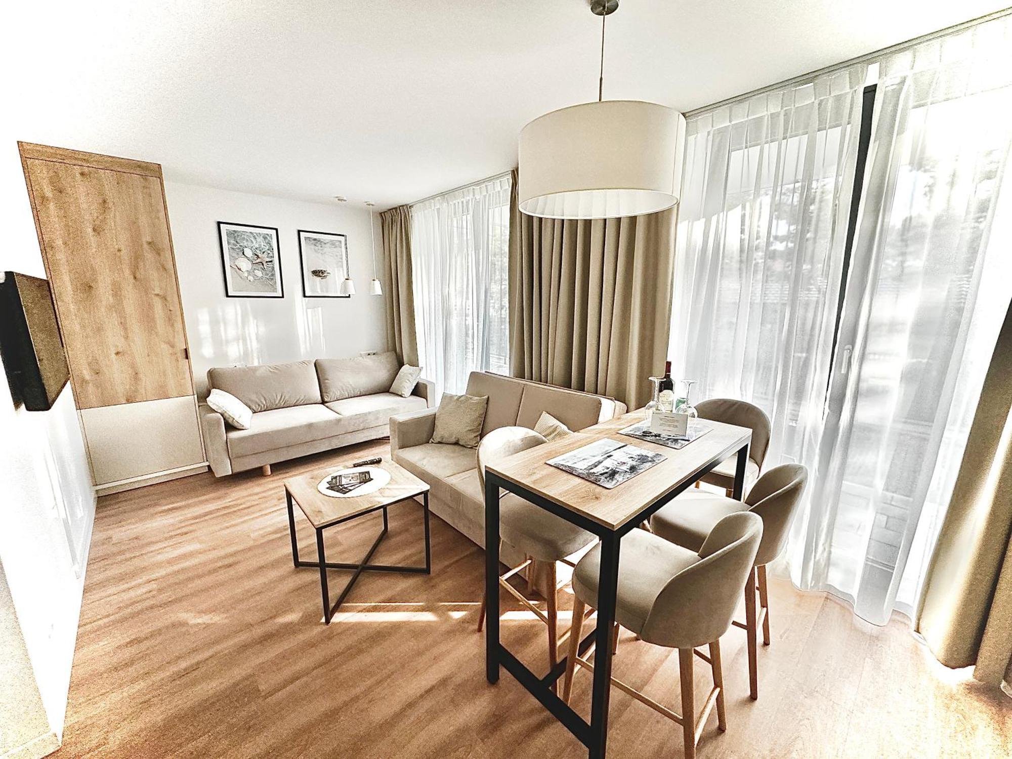 Jantaris B1 - Apartament 20M Od Plazy Mielno  Zewnętrze zdjęcie